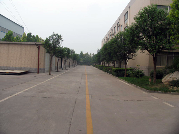 太極搪玻璃設(shè)備公司