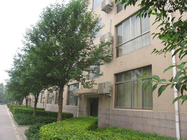 太極搪玻璃設(shè)備公司