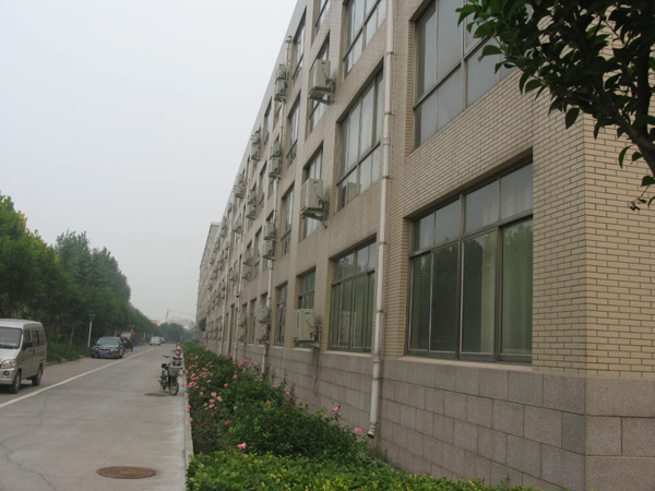 太極搪玻璃設(shè)備公司