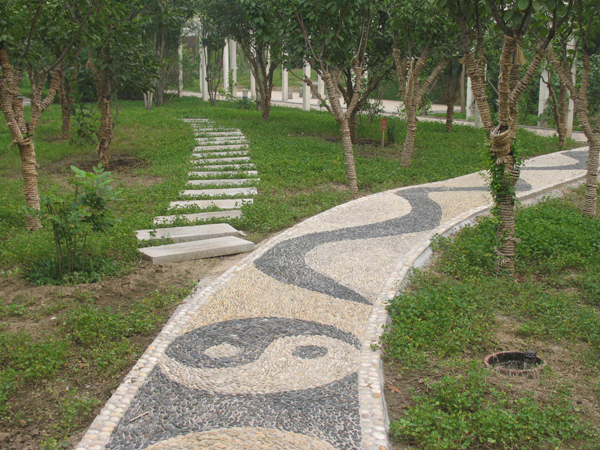 太極搪玻璃設(shè)備公司