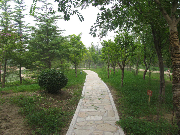 太極搪玻璃設(shè)備公司