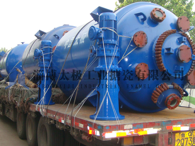 搪玻璃反應(yīng)釜避免出現(xiàn)氣泡的方法 搪玻璃反應(yīng)釜避免出現(xiàn)氣泡的方法