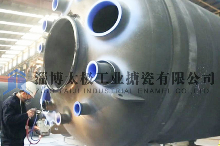 南方搪玻璃設(shè)備和北方搪玻璃設(shè)備質(zhì)量區(qū)別在哪里? 南方搪玻璃設(shè)備和北方搪玻璃設(shè)備質(zhì)量區(qū)別在哪里?