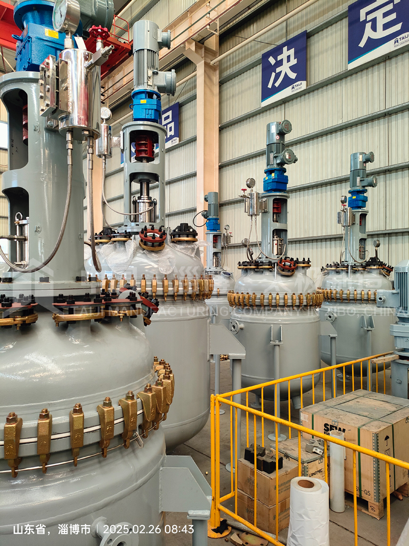 太極搪玻璃設(shè)備出口車間直擊:品質(zhì)出海正當(dāng)時(shí) 太極搪玻璃設(shè)備出口車間直擊:品質(zhì)出海正當(dāng)時(shí)