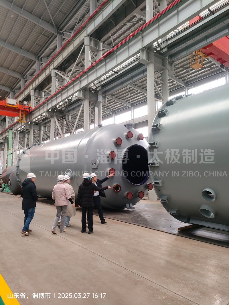 太極搪玻璃設(shè)備高分通過(guò)國(guó)外客戶嚴(yán)苛檢驗(yàn) 太極搪玻璃設(shè)備高分通過(guò)國(guó)外客戶嚴(yán)苛檢驗(yàn)